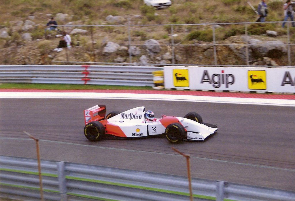 Image source: DeviantArt/F1PAM