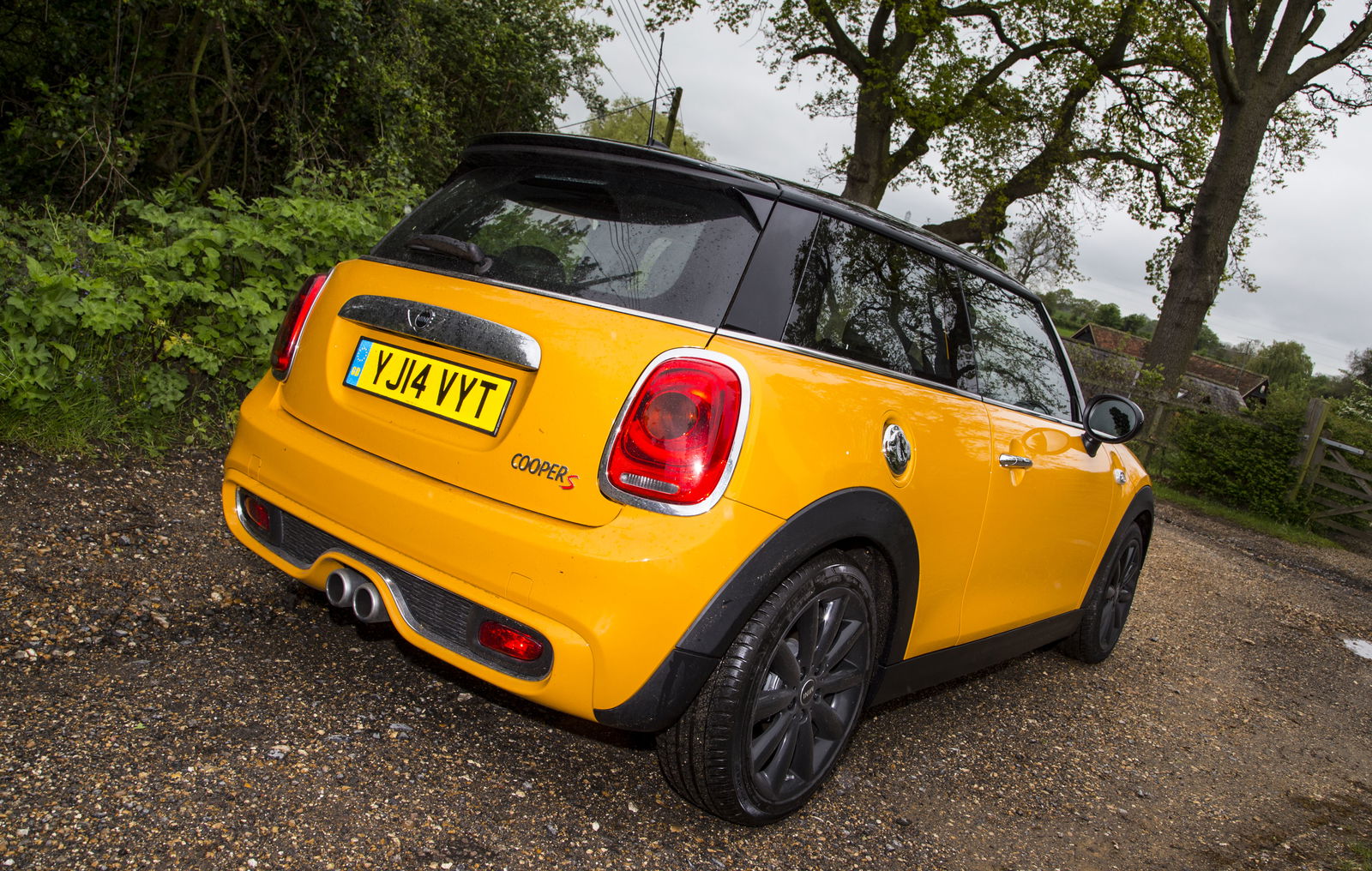 Can The New Mini Cooper S Cut It As A Posh Hot Hatch? 