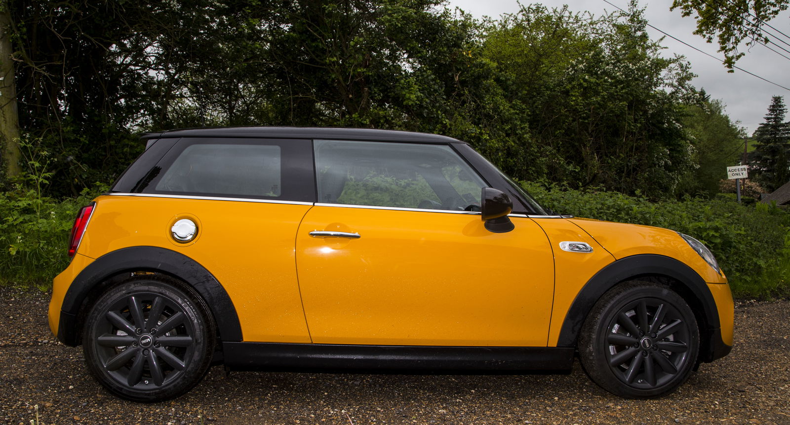 Can The New Mini Cooper S Cut It As A Posh Hot Hatch? 
