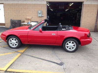 Now's Your Chance To Buy A Box-Fresh Mk1 Mazda MX-5 With 300 Genuine Miles 