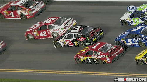 24 Crazy Nascar Gifs That Will Have You On The Edge Of Your Seat