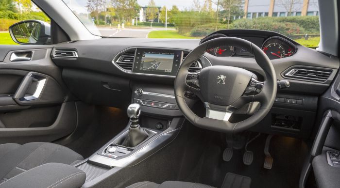 Hiding Basic Car Controls In A Touchscreen Is Stupid And Distracting 