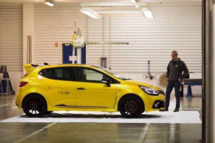 UPDATE: The Renaultsport Clio Could Be About To Get A 271bhp Megane Engine Plus Manual ‘Box