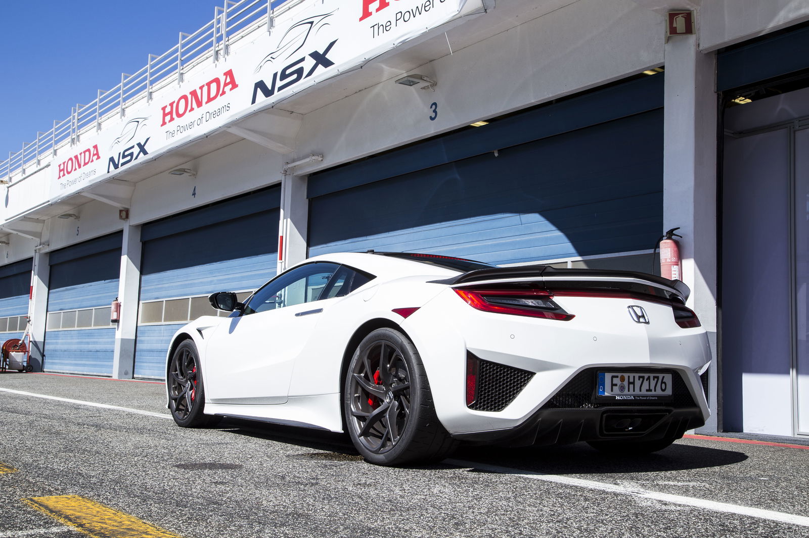 Our 6 Favourite Cars In 2016