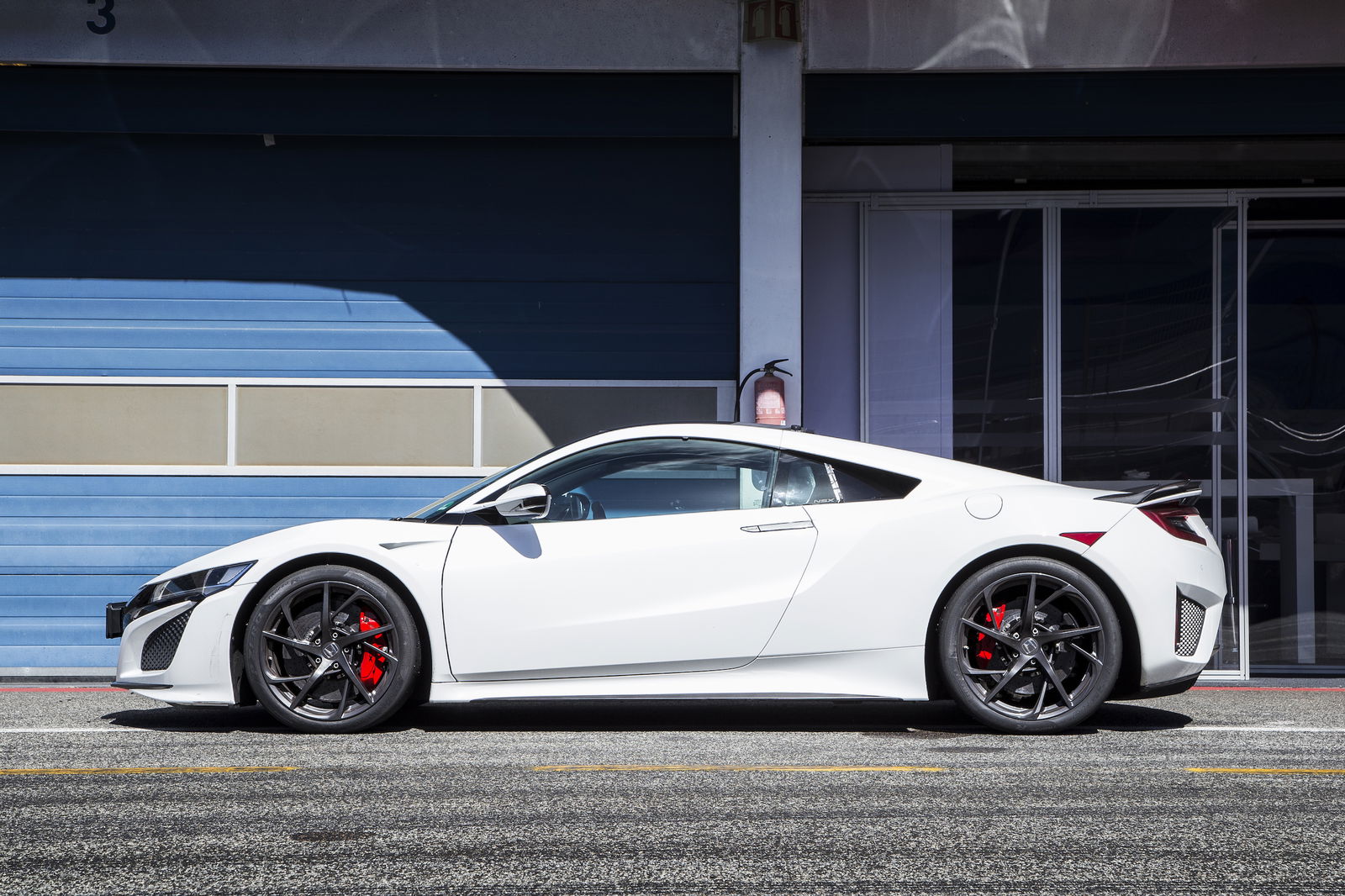 7 Fascinating Technical Facts About The 2017 Honda NSX