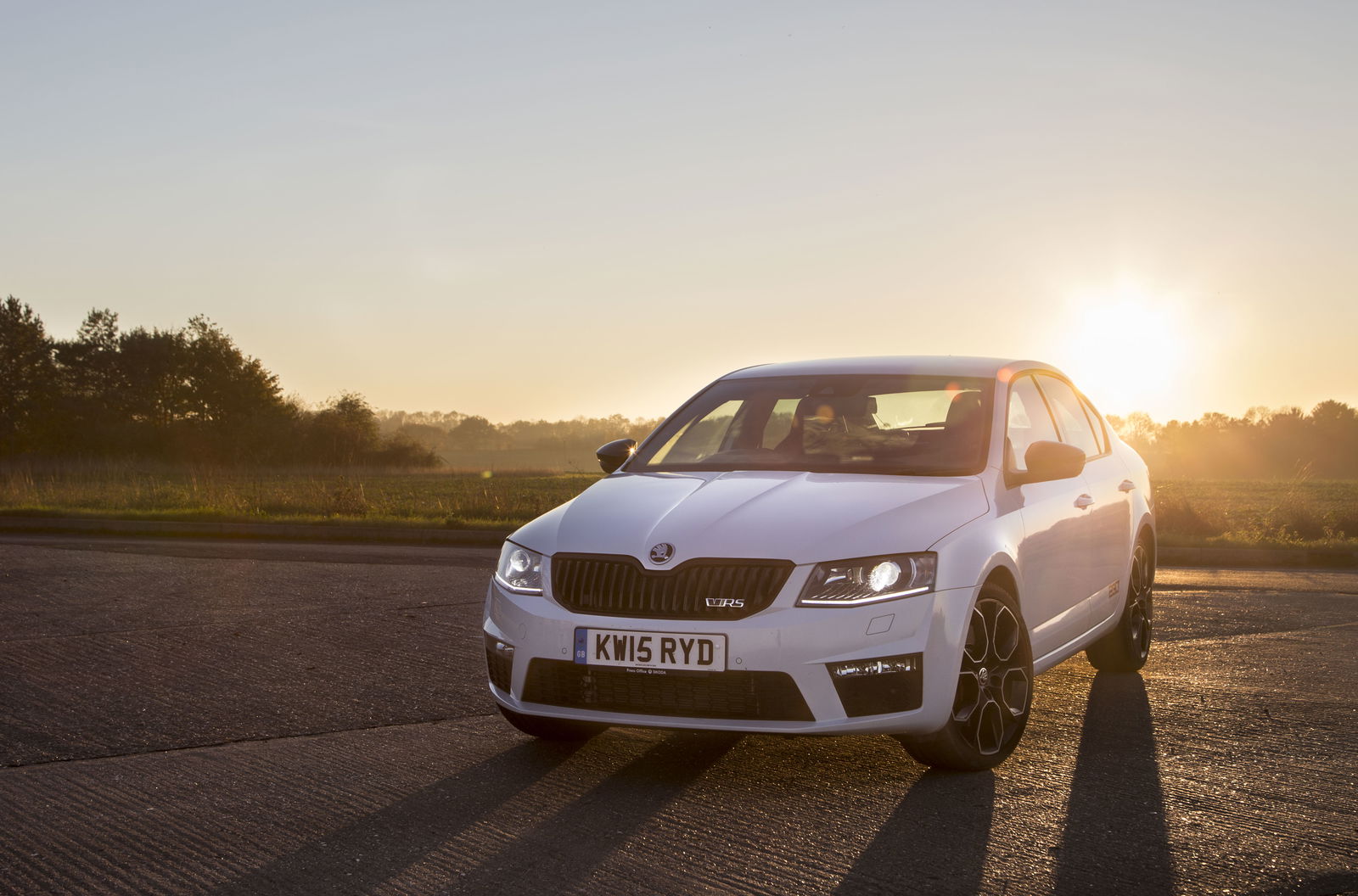 The New Audi R8 V10 Is A Beautiful 600bhp Monster You Really Can Use As A Daily