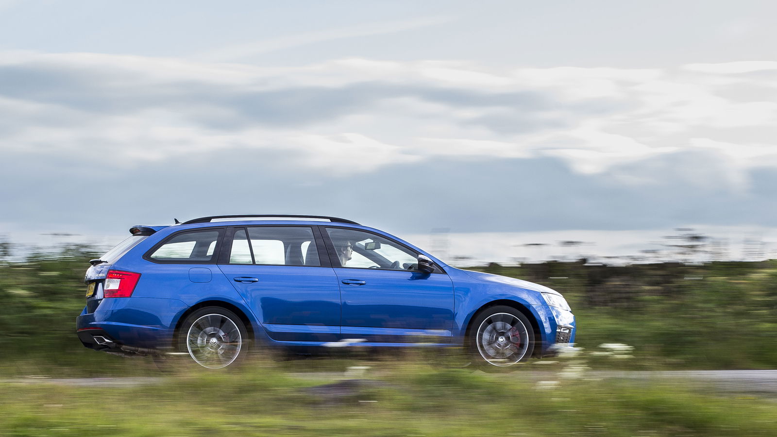 Living With An Auto Made Me Love Manual Gearboxes More Than Ever
