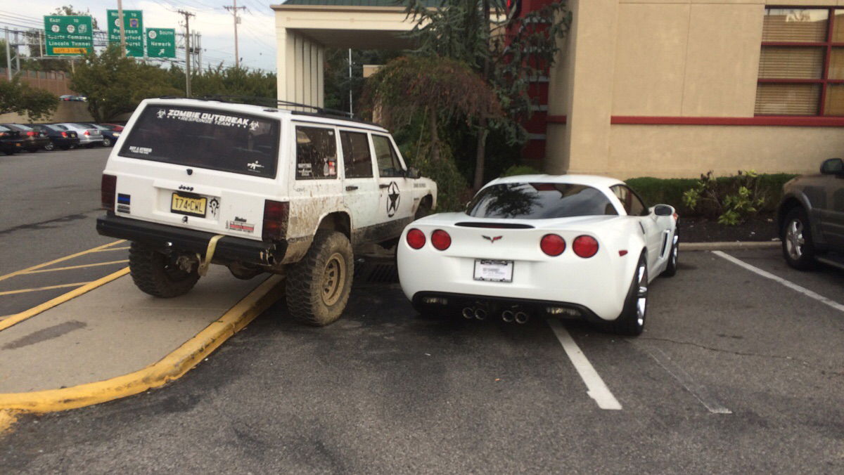 If You Park Your Corvette Like A Douchebag, You Deserve To Be Trolled Like This