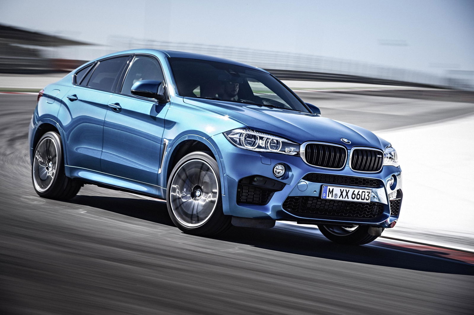 8 Shockingly Powerful SUVs That'll Give Supercars A Run For Their Money