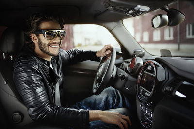 3 Ways Wearable Tech Could Change Driving For The Better