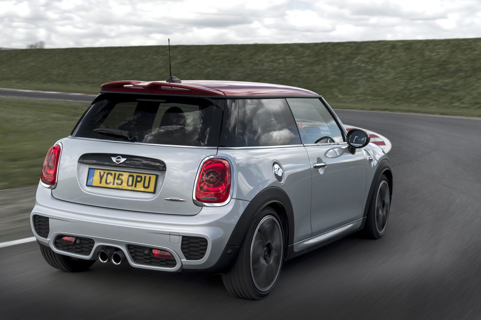 7 Reasons Why Front-Wheel Drive Is Awesome