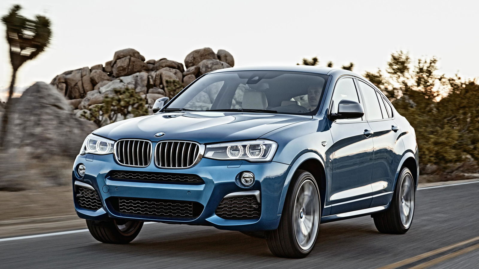 The BMW X4 M40i Is A Ridiculously Unsubtle Uber SUV With 350bhp 