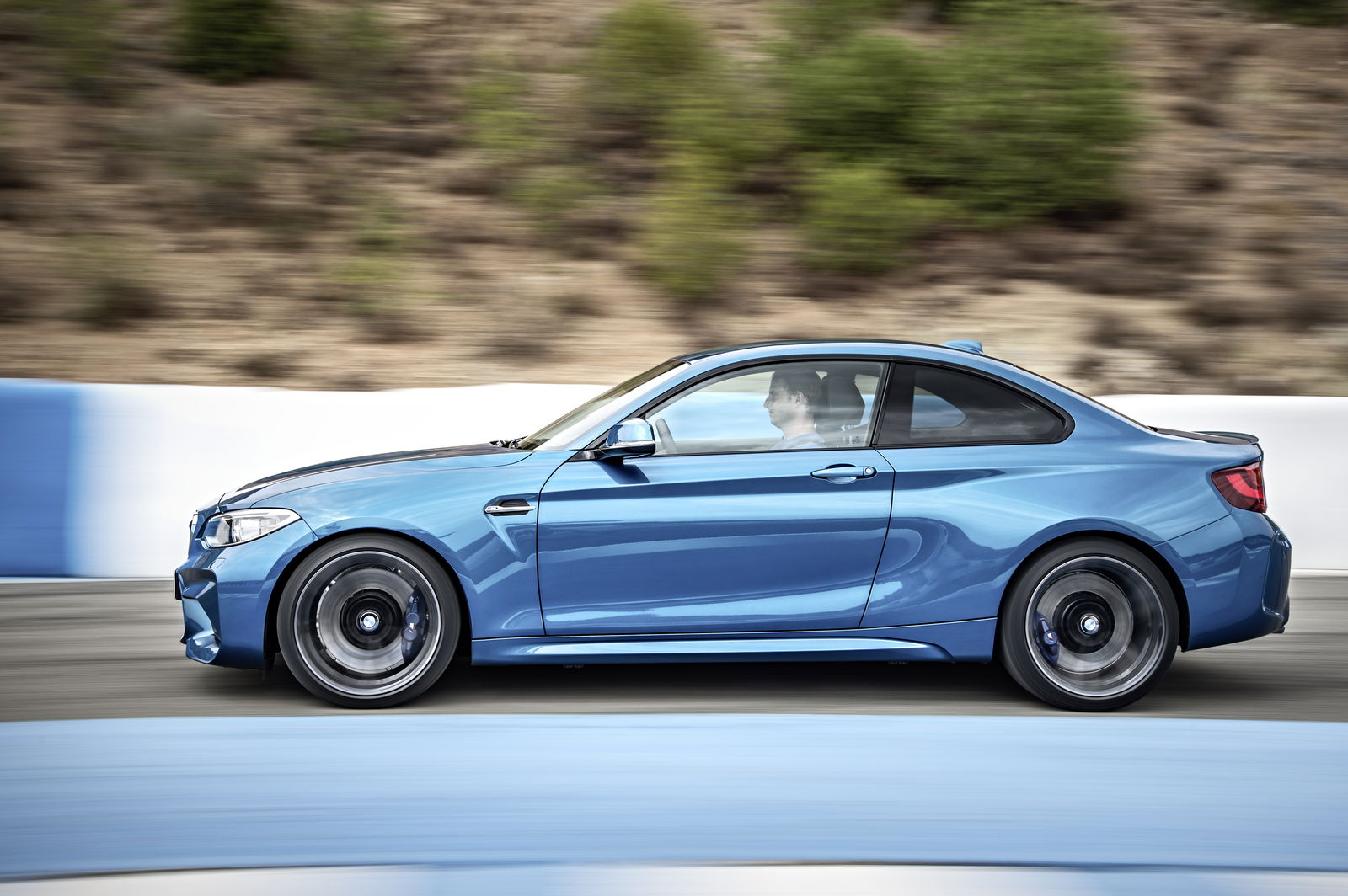 9 Cool Technical Facts About The New BMW M2 
