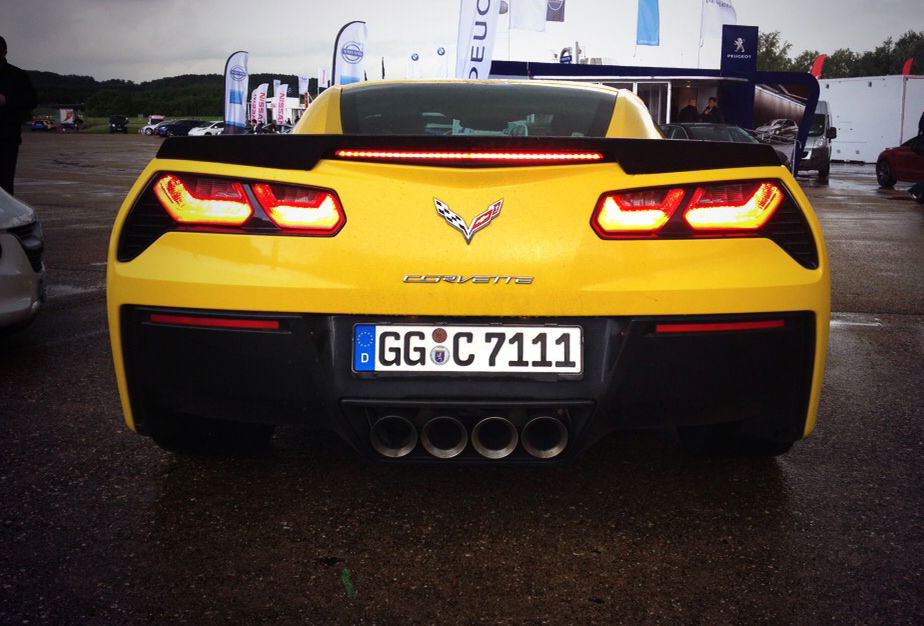 This Used C6 Corvette Z06 Gets You 200mph 'Murican Supercar Kicks For The Price Of A New Porsche Cayman 