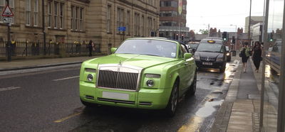 Lime Green Rolls Royce Phantom Drophead: Hot Or Not? 