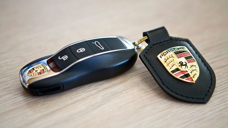 7 Modern Car Key Designs I Hate