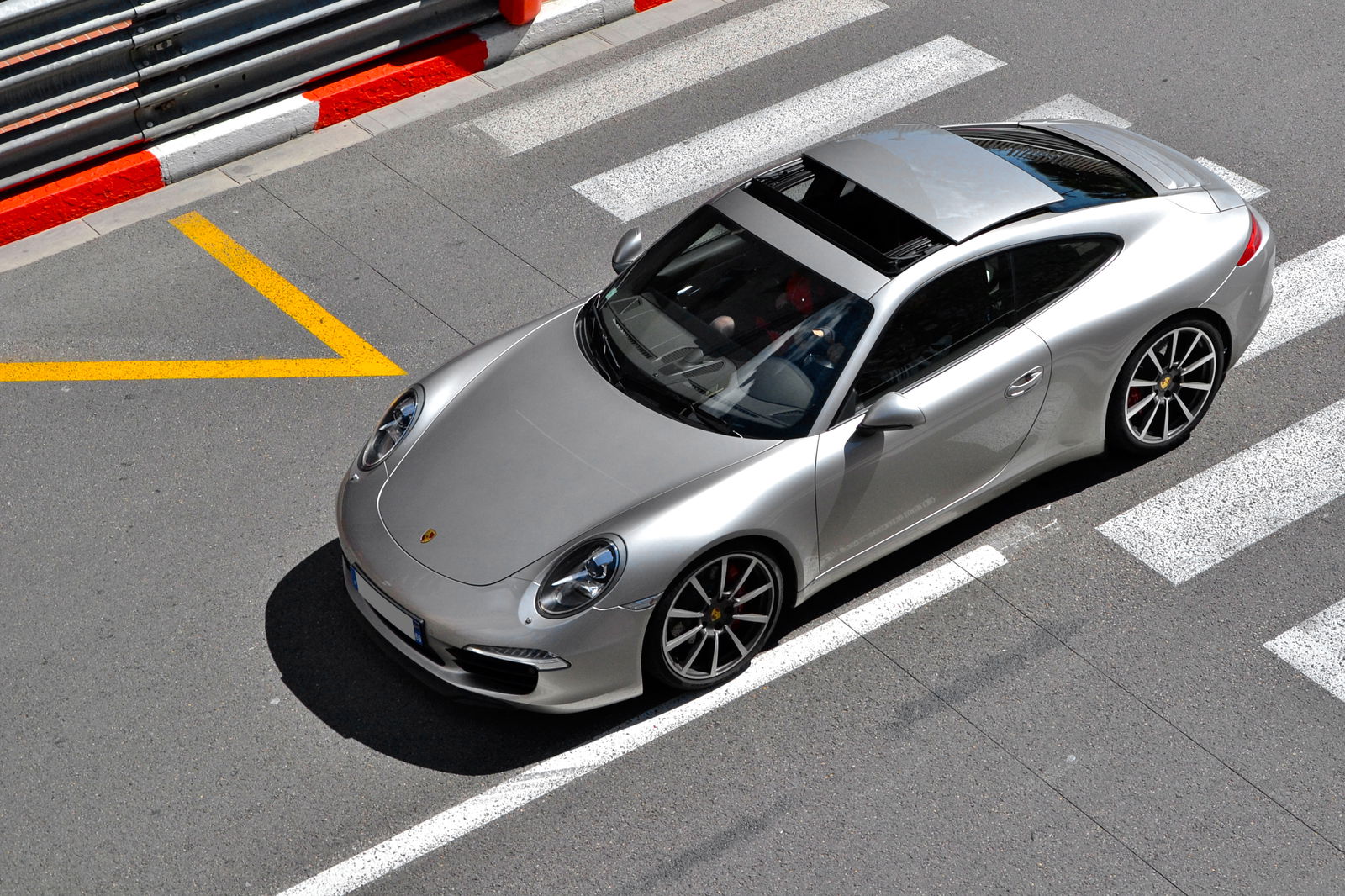 Do Sunroofs Actually Compromise Rigidity?