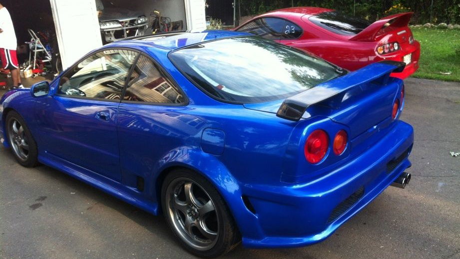 The World Doesn't Need An R34 Skyline GT-R/Integra Mash-Up, But Someone Made One Anyway