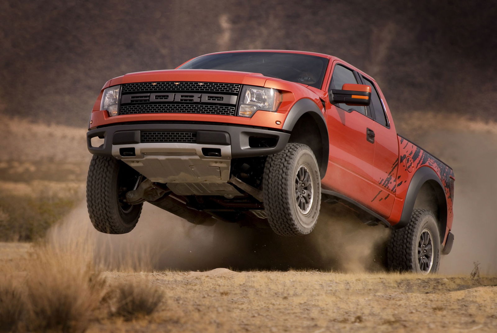 Meet The Dedicated Ford Raptor Owners Carving Up 700 Miles Of Michigan Snow Every Year