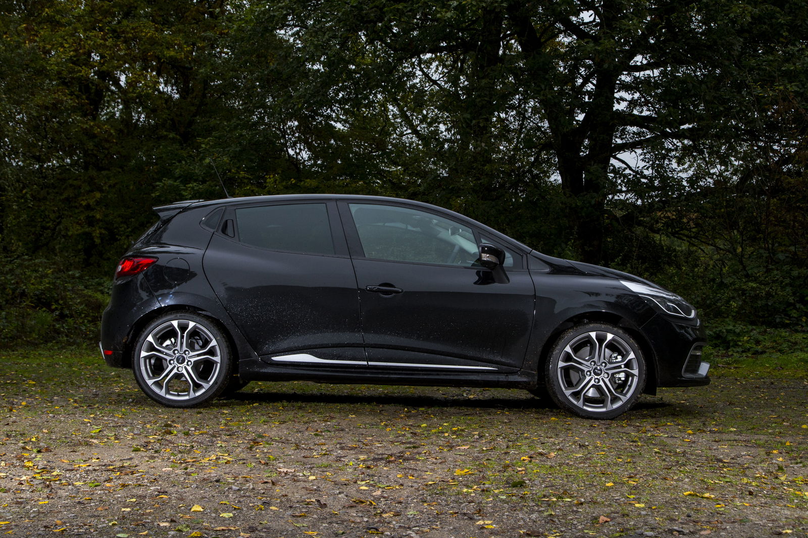 Can A Crisp Morning Hoon In A Renault Clio RS 200 Convince Me That An Auto-Only Hot Hatch Is A Good Thing? 