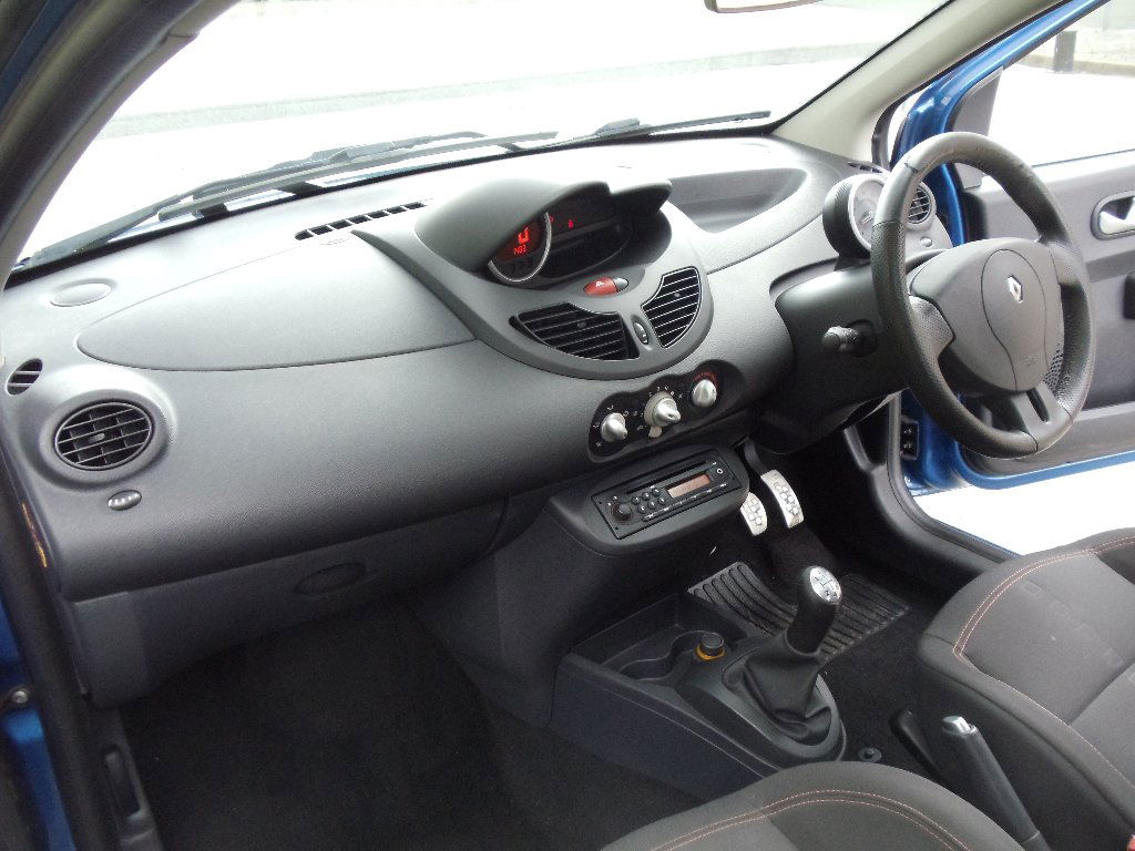 A Renaultsport Twingo 133 Is A Cheap To Run Pocket Rocket For Just £4000