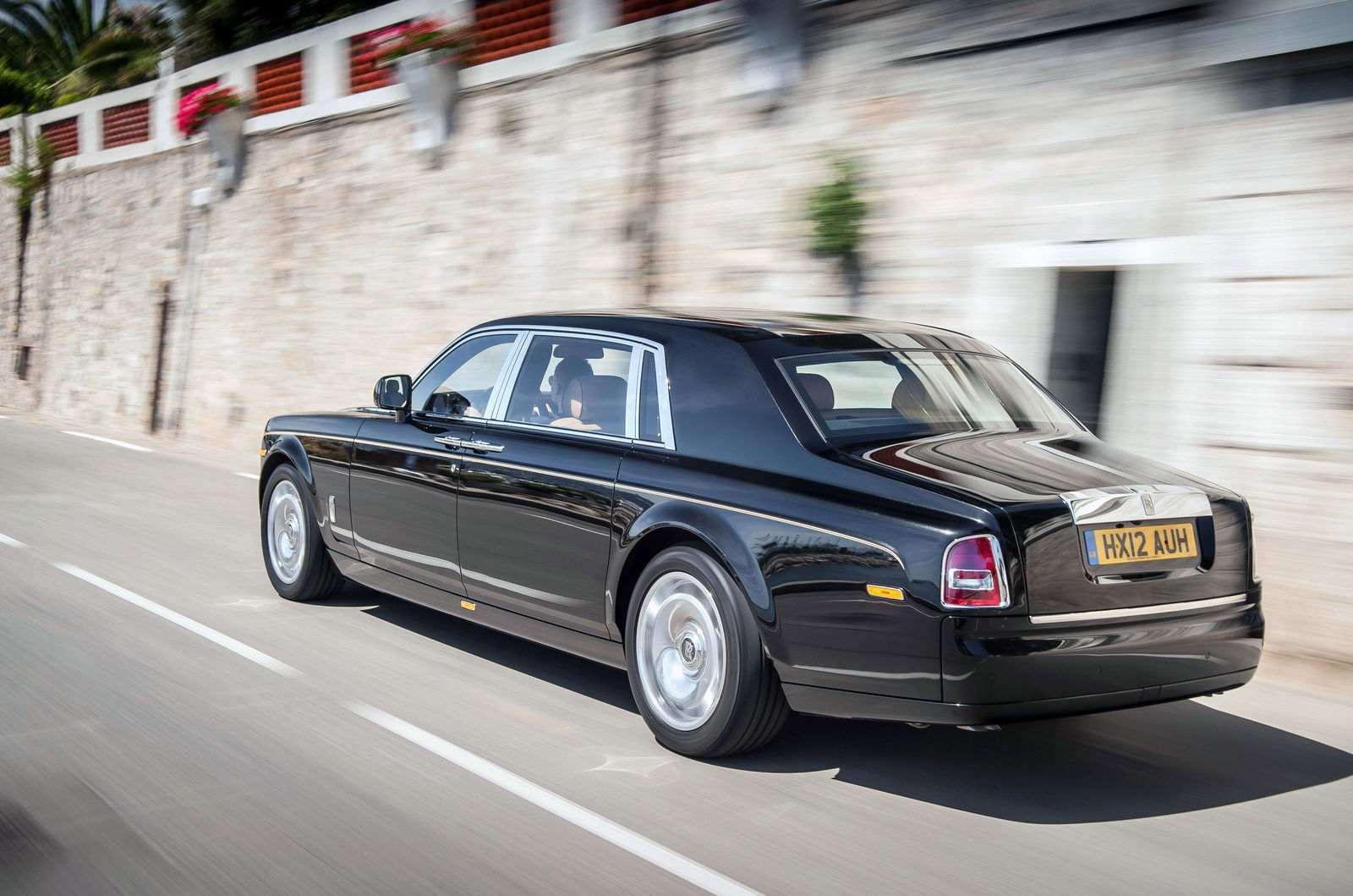 14 Incredible Automotive Industry Superlatives
