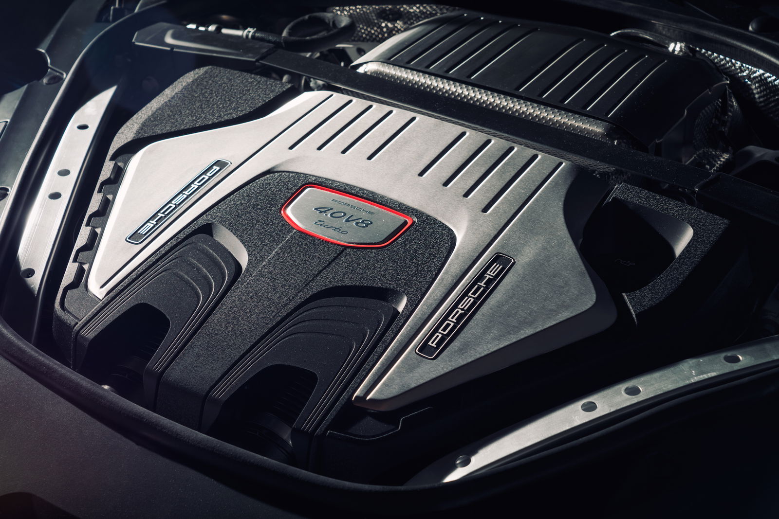 8 Things You Need To Know About The Surprisingly Un-Ugly New Porsche Panamera
