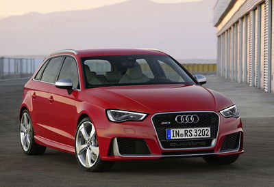 The New Audi RS3 Is 362bhp Of Warbly Hot Hatch Madness 