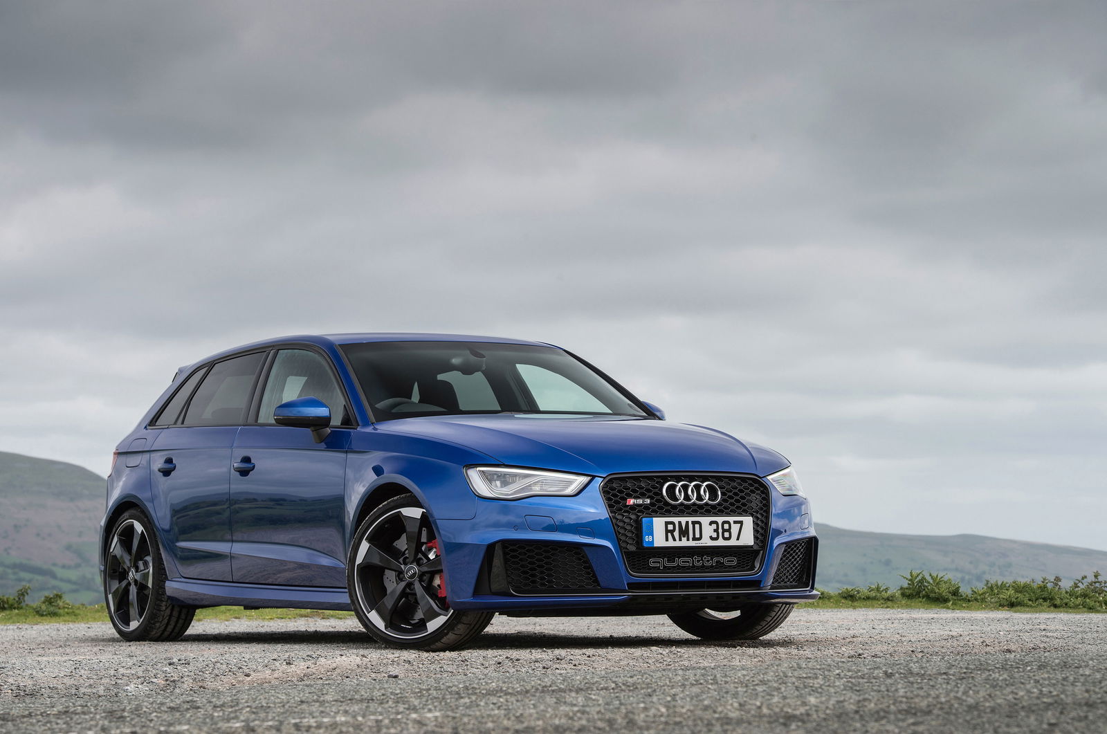 The New Audi RS3 Is A Face-Melting Hyper Hatch You Simply Won't Fall In Love With
