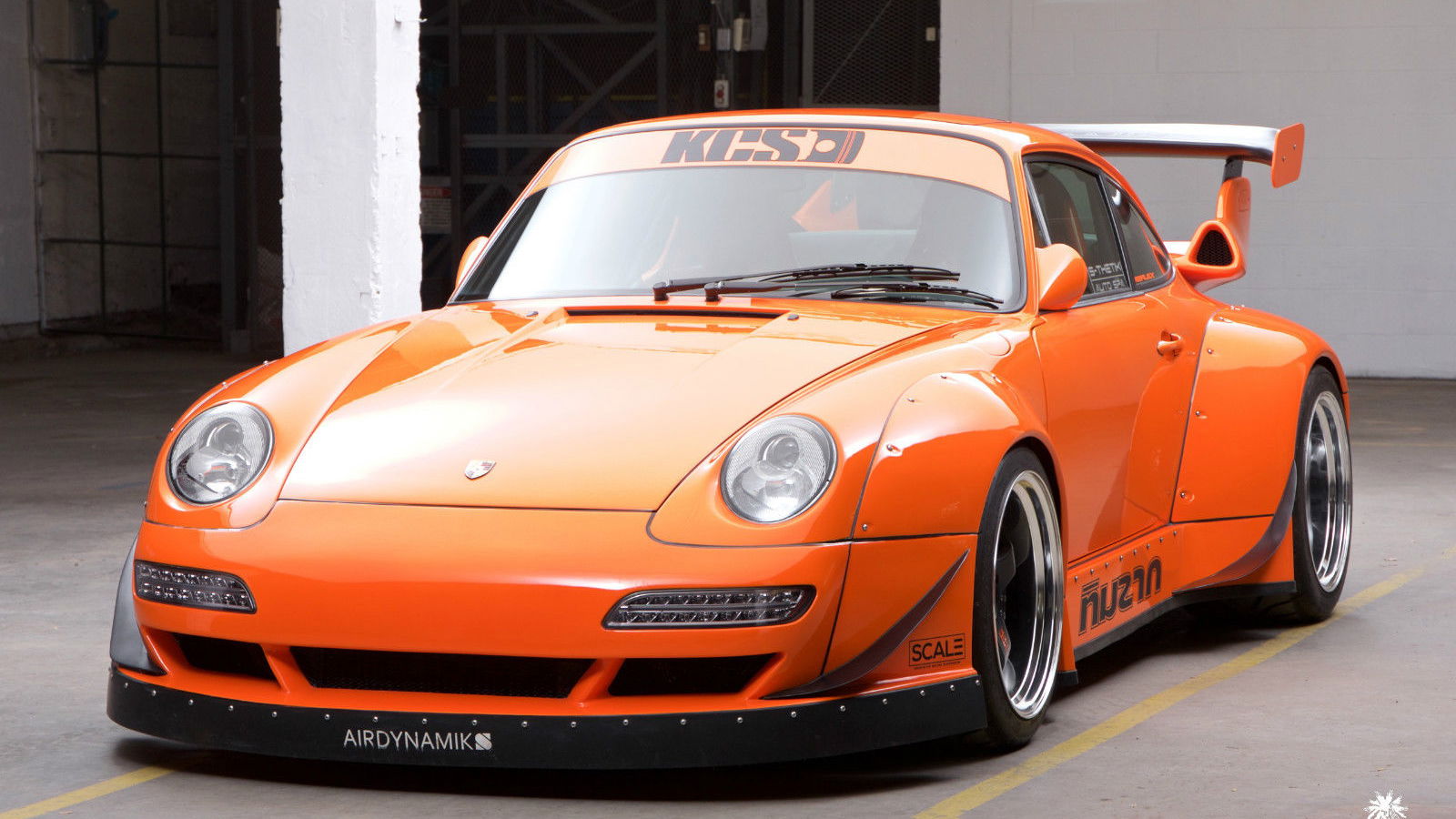 Now’s Your Chance To Own A Bonkers Corvette-Powered Wide Body 911