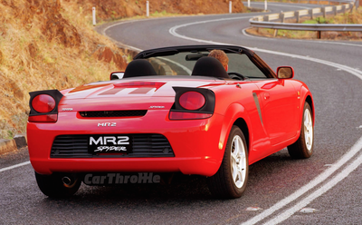 10 Sports Cars Made Weirdly Awesome With Pop-Up Rear Lights 