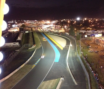 The views from up there are spectacular and you get around three rotations of the wheel lasting around 8 minutes