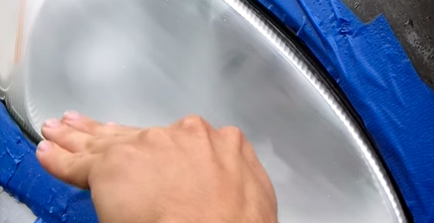 Horizontal scratches mean that your clear coat is less likely to run on later application