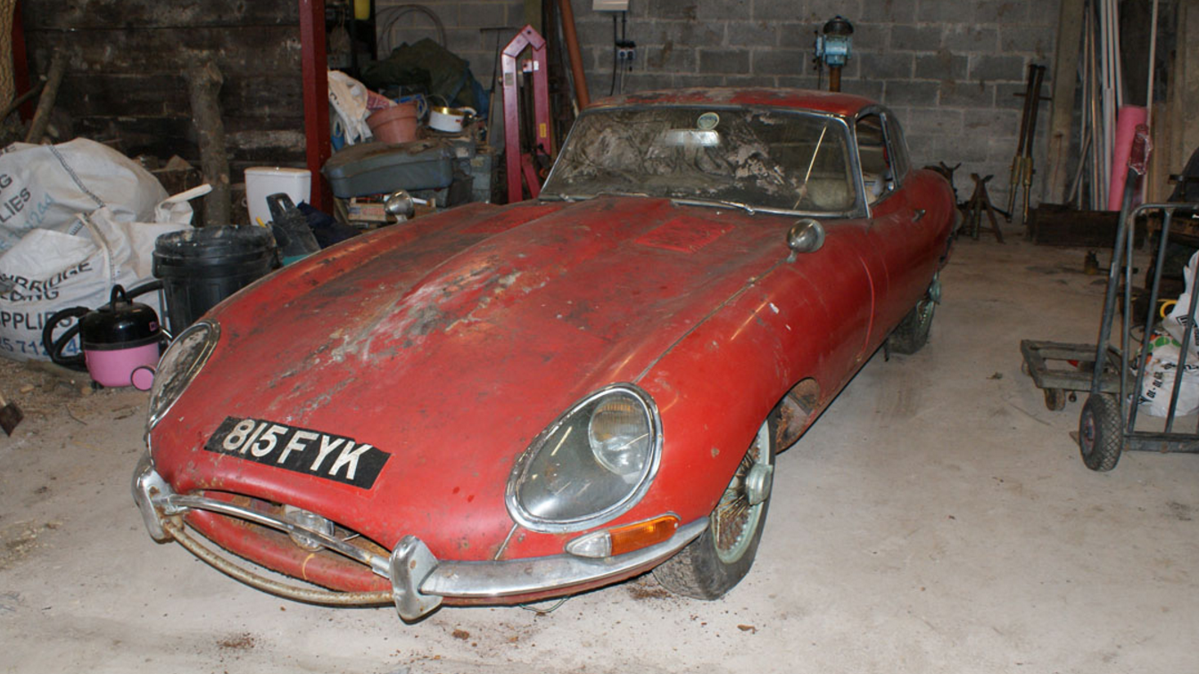 This 1963 Jaguar E-Type Could Be 2016's Greatest Barn Find