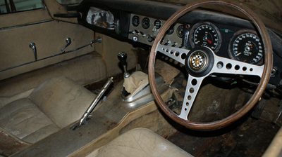 This 1963 Jaguar E-Type Could Be 2016's Greatest Barn Find