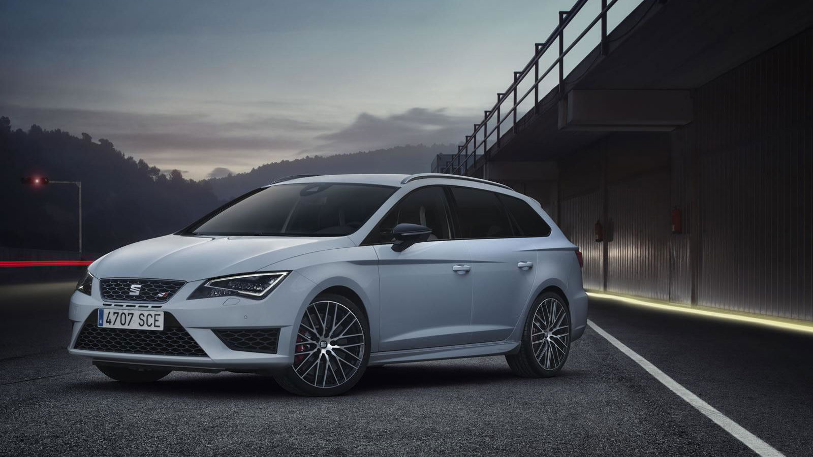 The 155mph Seat Leon Cupra ST Estate Will Make Trips To Ikea Much More Exciting 