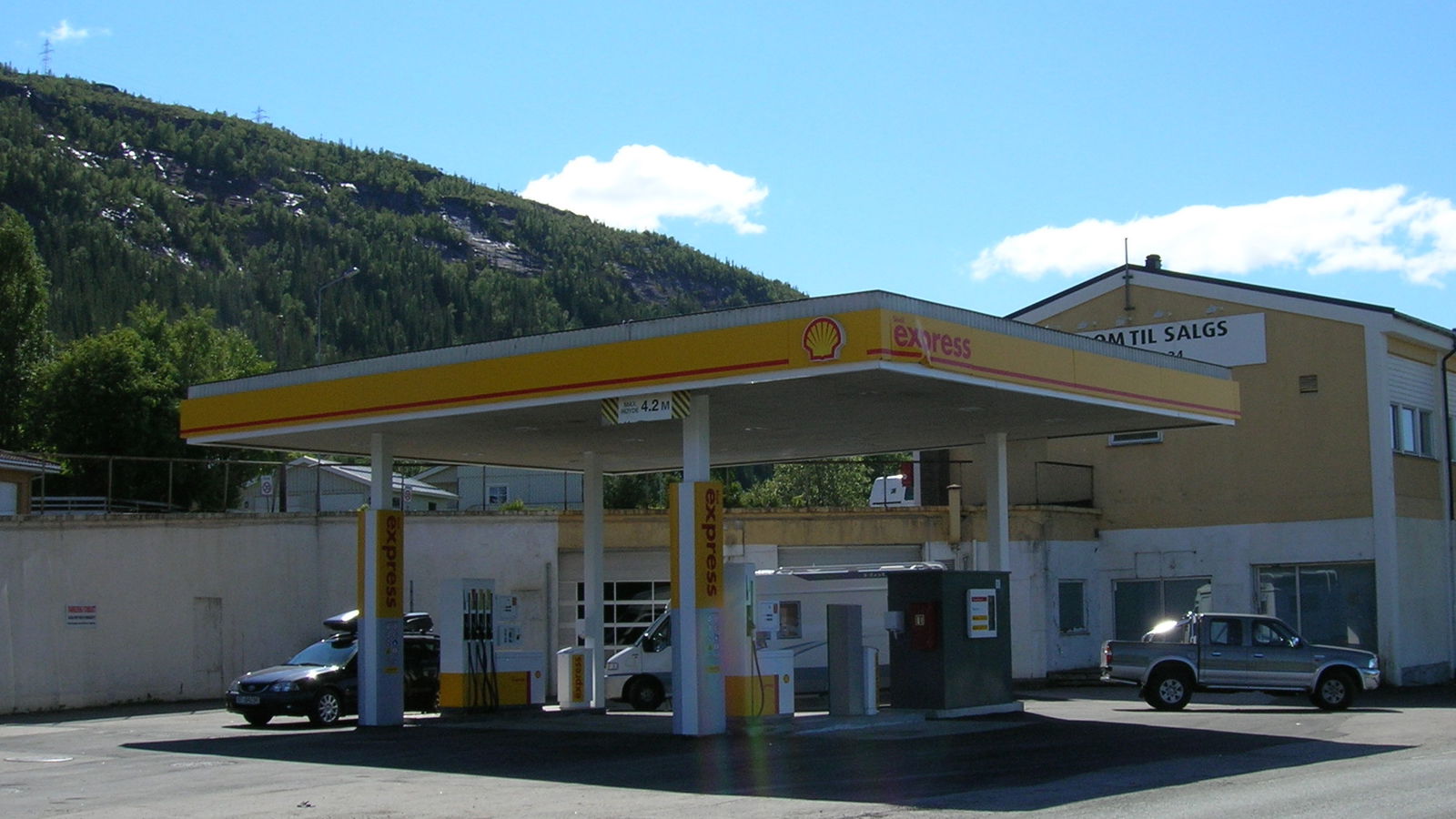 Norway Wants To Ban The Sale Of All New Petrol And Diesel Cars By 2025