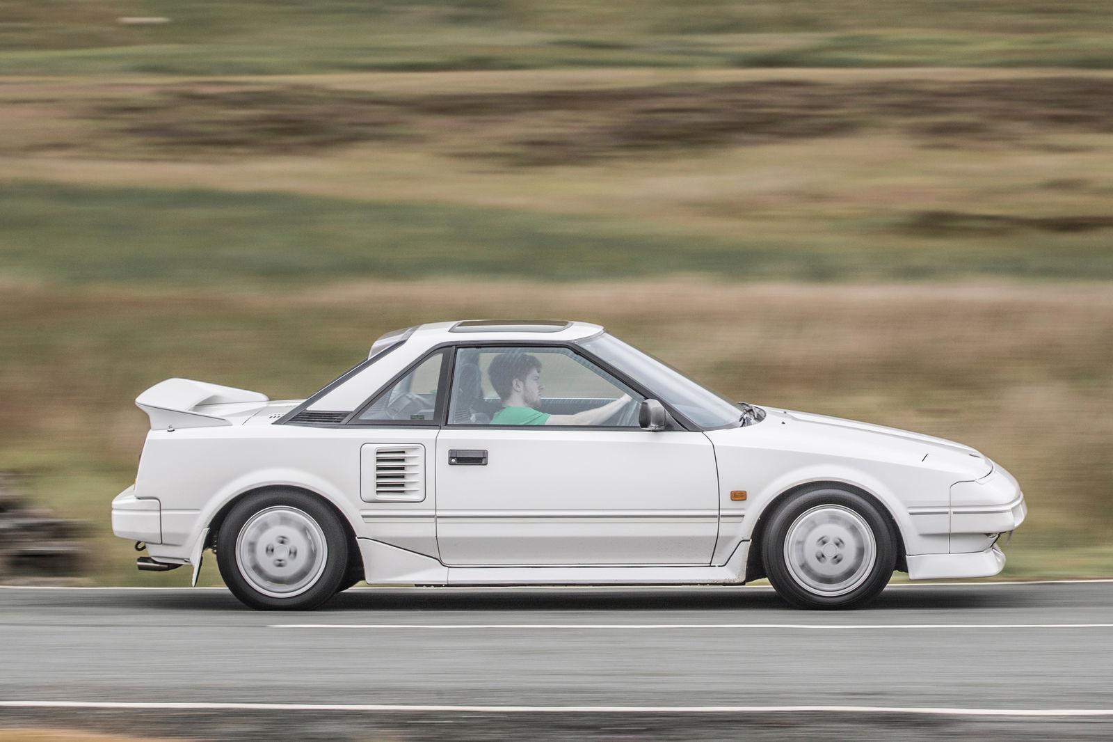 What It's Like To Live With A 27-Year-Old Toyota AW11 MR2