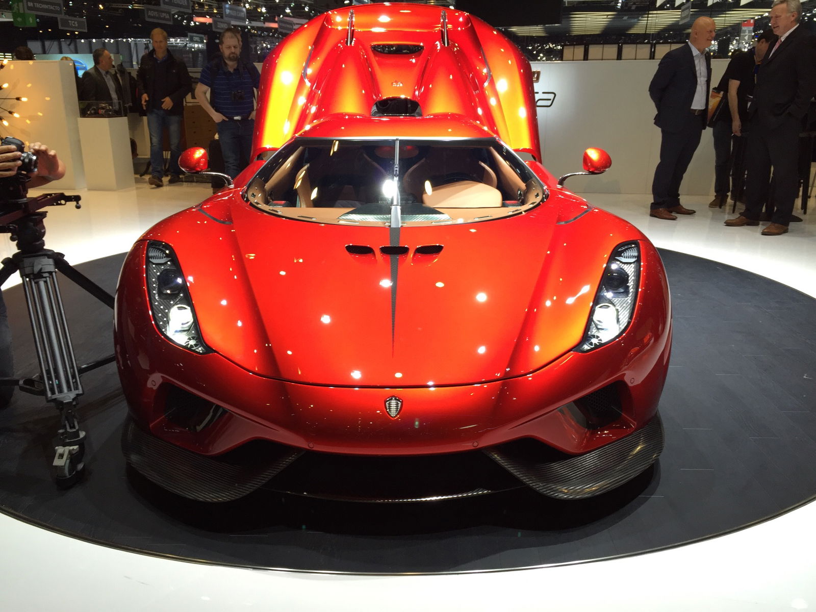 The 1500bhp+ Production-Spec Koenigsegg Regera Is Just As Bonkers As The Concept