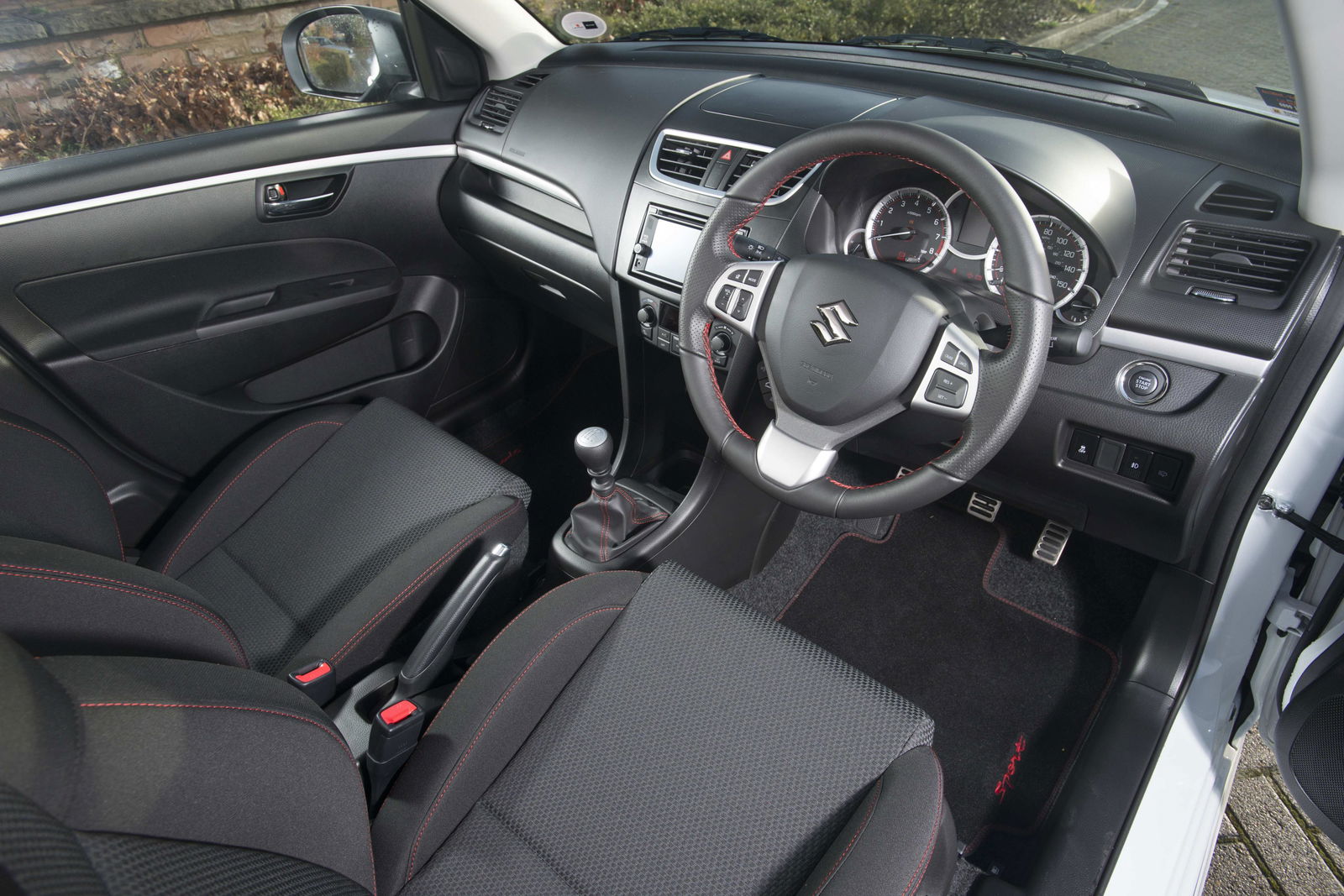 5 Things We Love And Hate About The Suzuki Swift Sport