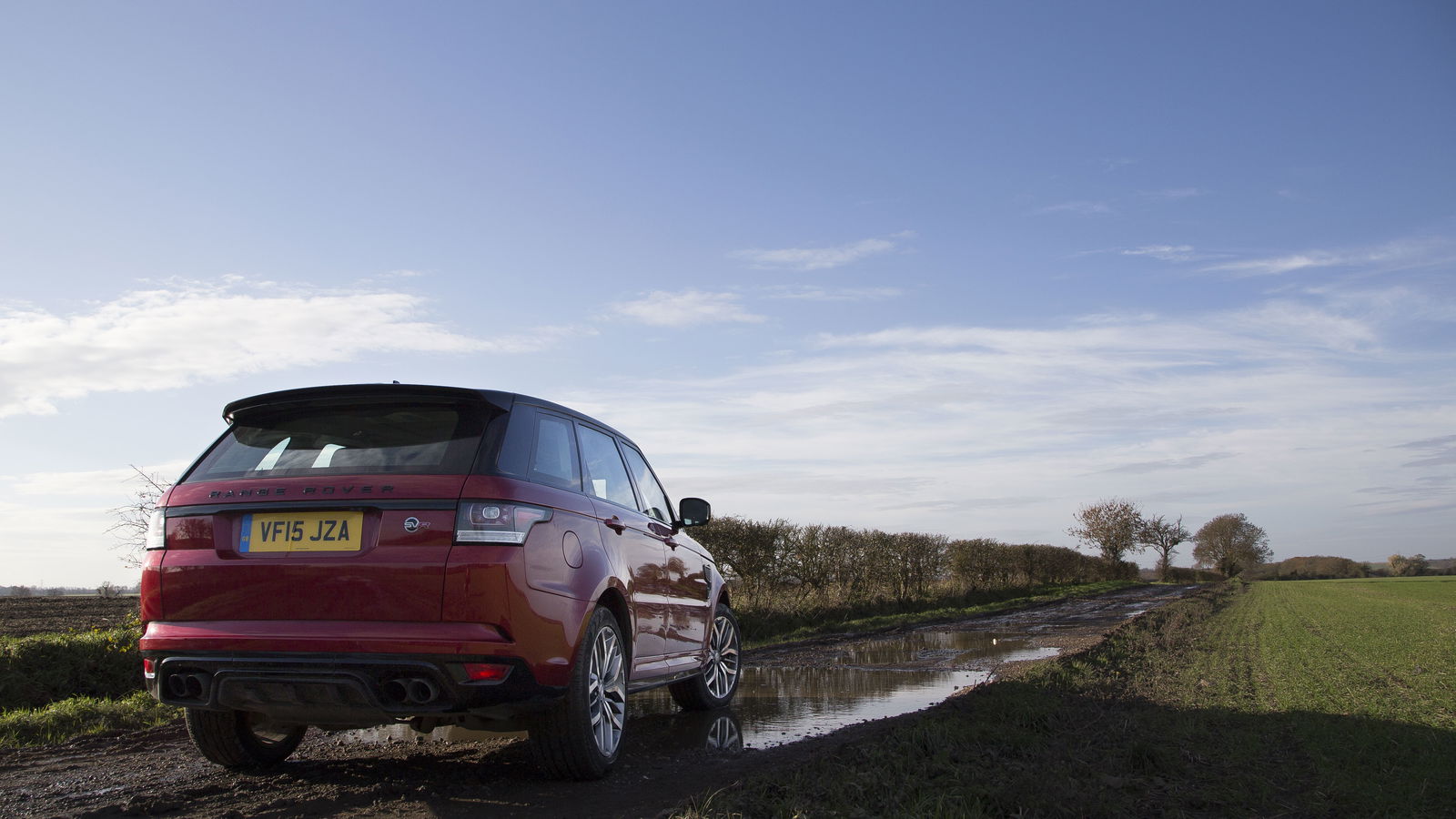 How The Range Rover Sport SVR Proves Pointless Cars Are The Most Entertaining