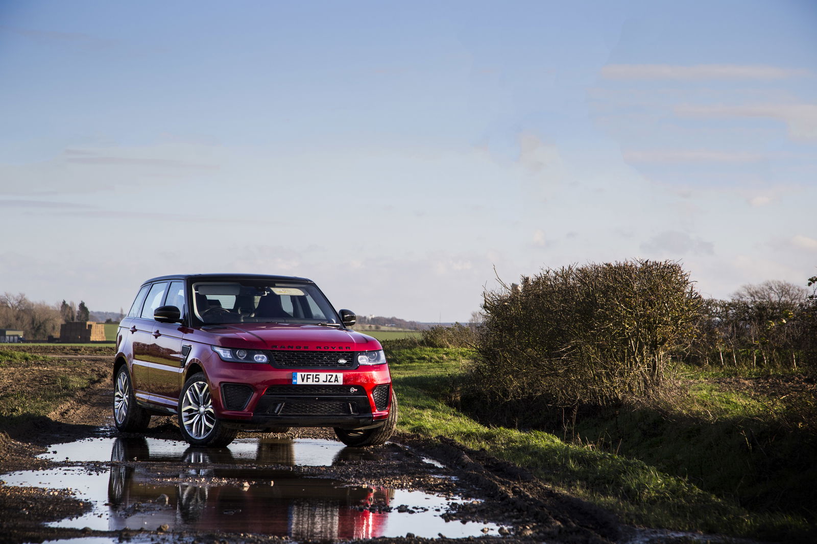 How The Range Rover Sport SVR Proves Pointless Cars Are The Most Entertaining