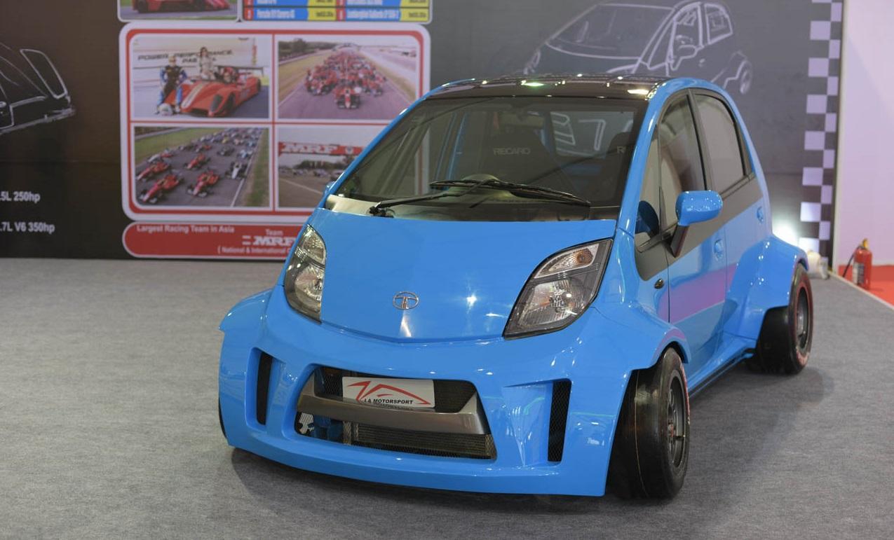 This Car's Airbag Goes Bang After The Door Is Slammed 