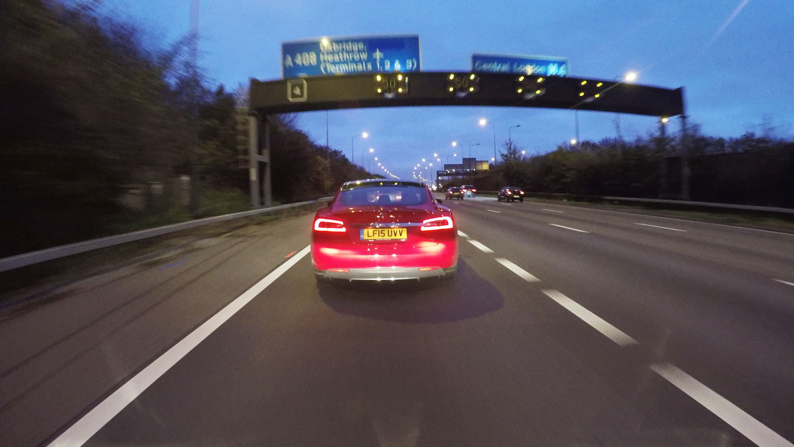 5 Things I Learned From Driving A Tesla In Autonomous Mode 