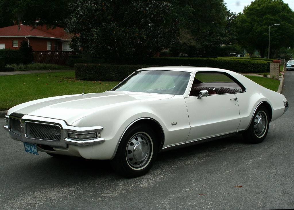 4 Ways Car Shows Have Made Life Tougher For Car Enthusiasts