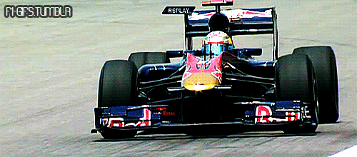 15 Wonderful Slow-Motion Clips Of F1 Cars In Action