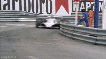 18 Spectacular Gifs Of F1 Racing Around Monaco