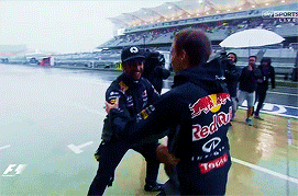 18 Hilarious F1 Gifs That'll Make You Laugh
