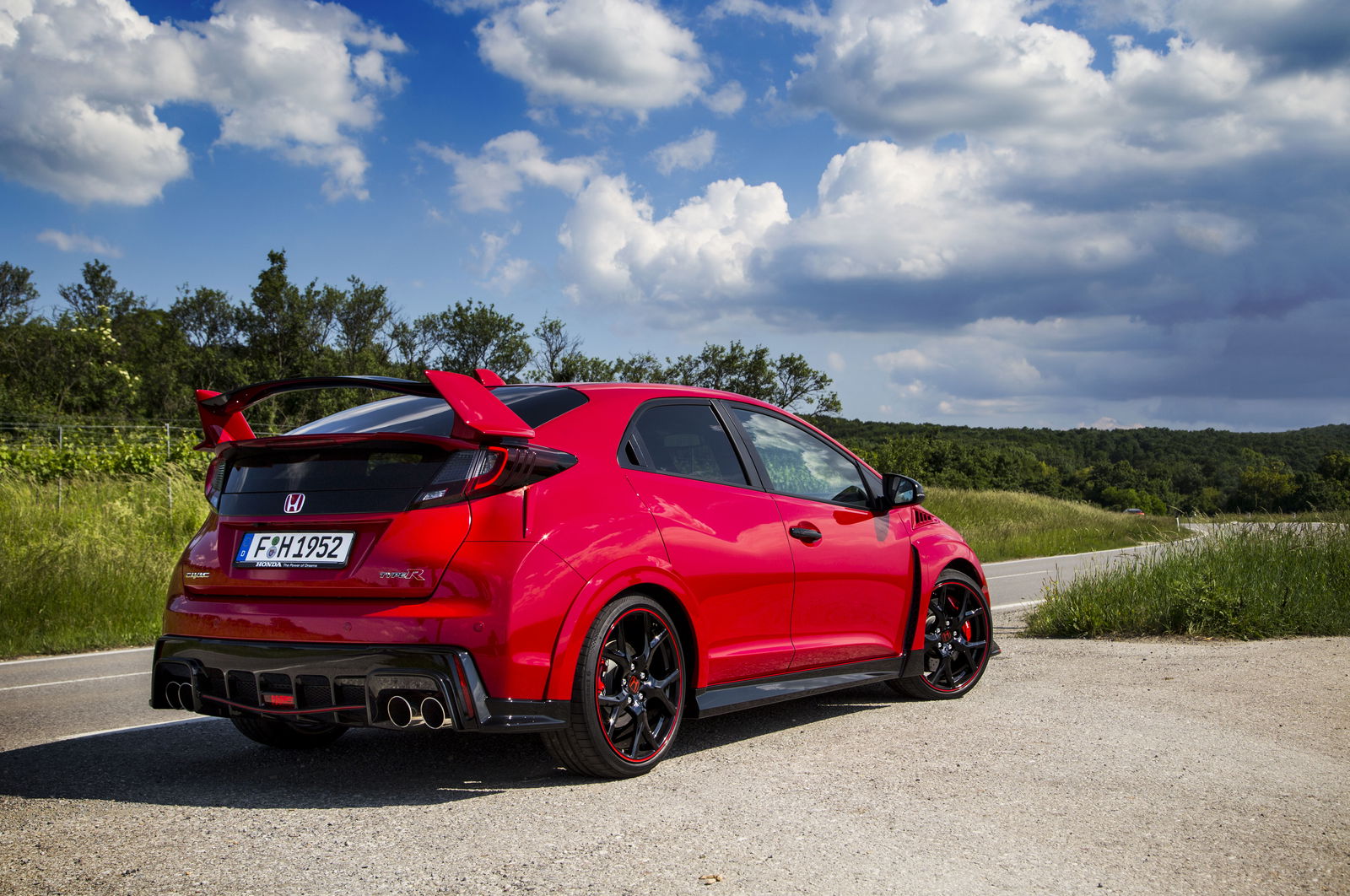  The New Honda Civic Type R Is Like The Bad Kid Your Mother Told You To Stay Away From