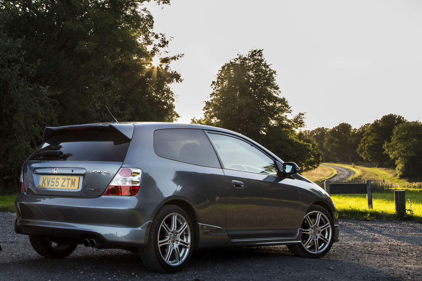 Honda Civic Type R EP3 Vs FK2: How Much Has The Game Moved On?